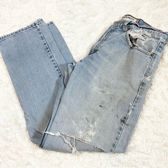LEVI'S 505 Regular Fit Straight Leg Light Wash Destroyed Denim Jeans 32x32 - Picture 3 of 8